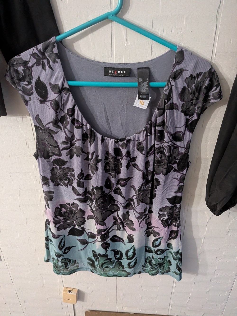 Axcess Lavender to Mint Ombre Scoop-Neck Tank with Black Floral Print